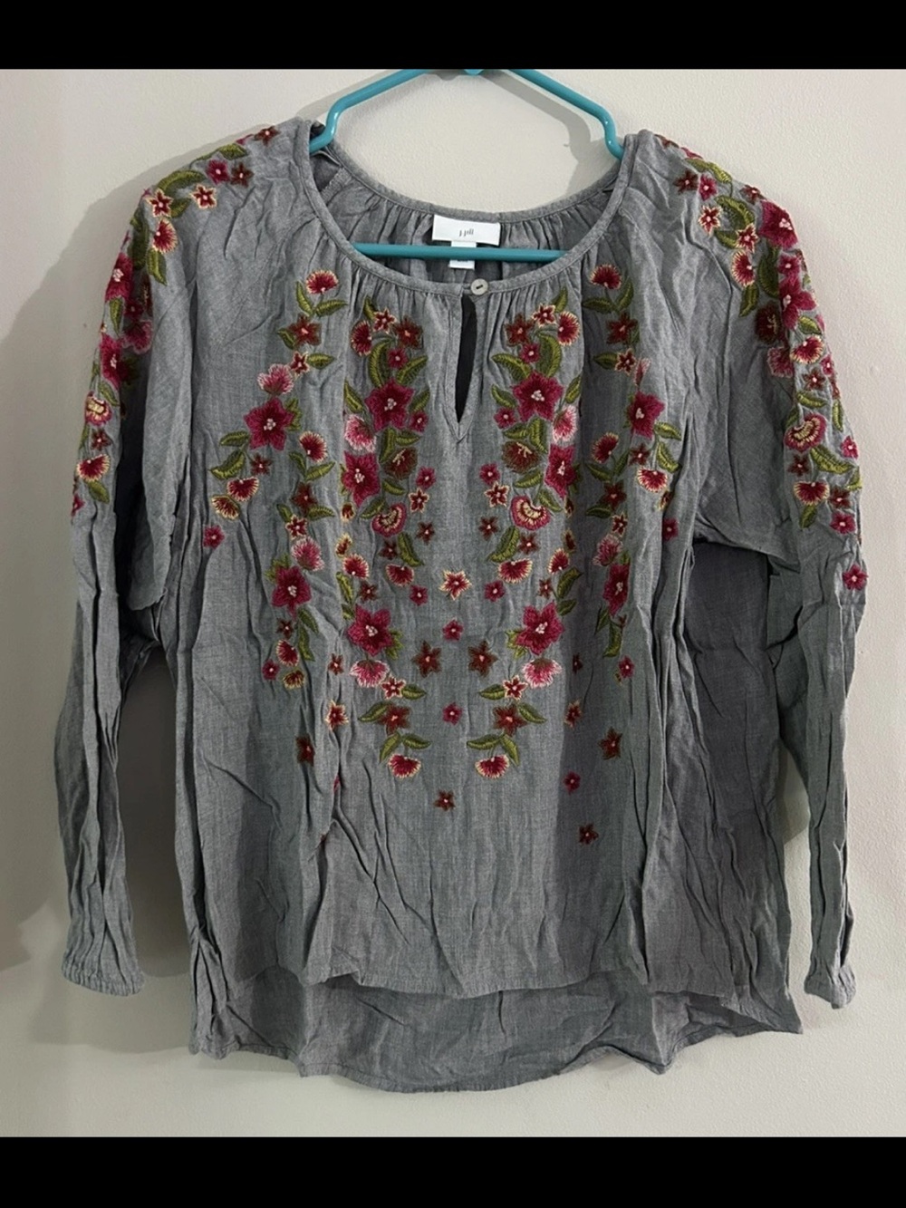 J. Jill Womens Size Petite Medium  Blue Chambray Floral Embroidered Top Peasant